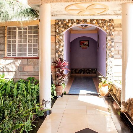 Super Break Hotel Kitale Bagian luar foto