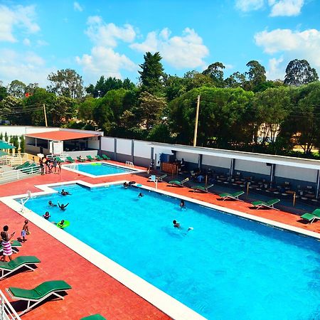 Super Break Hotel Kitale Bagian luar foto