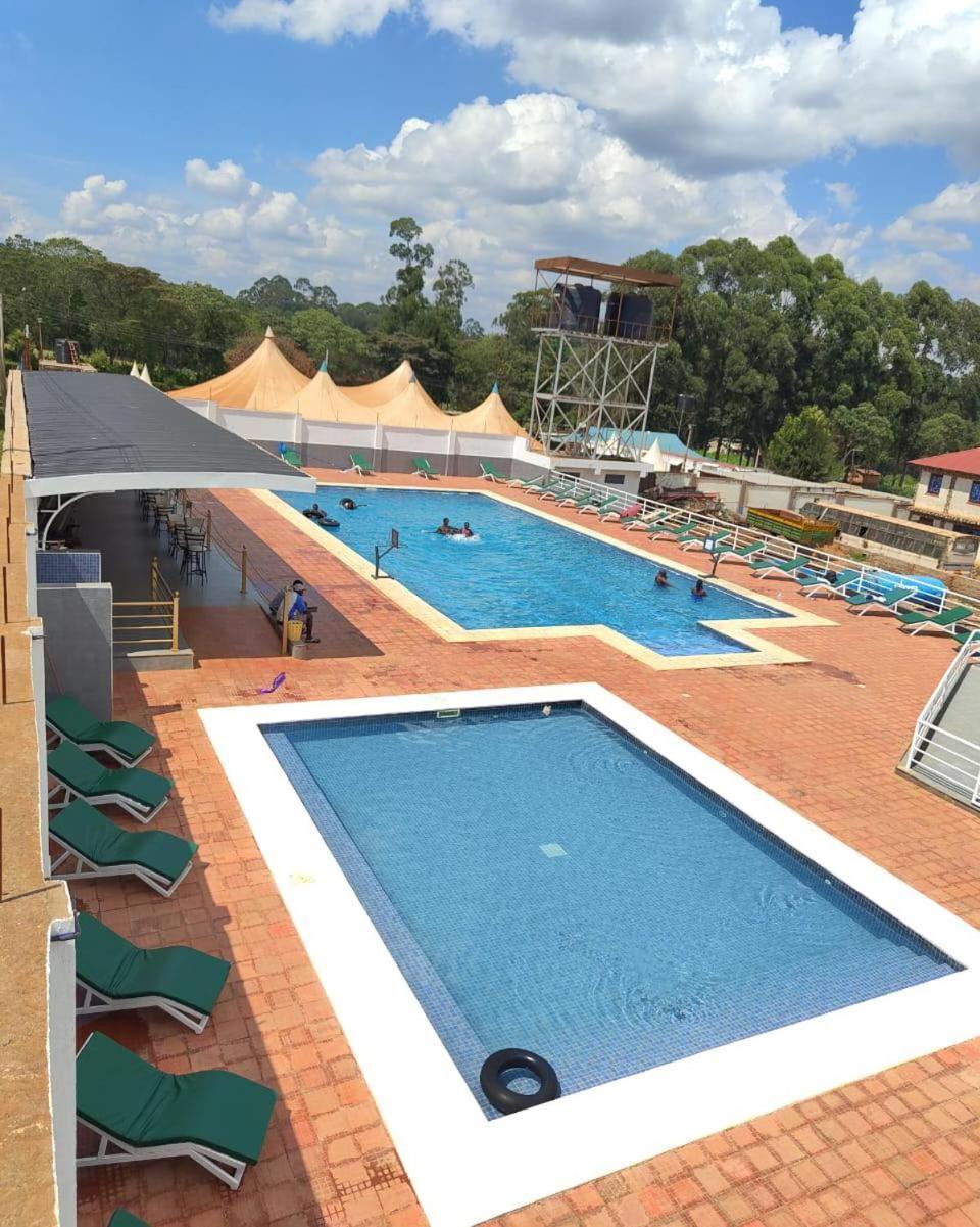 Super Break Hotel Kitale Bagian luar foto