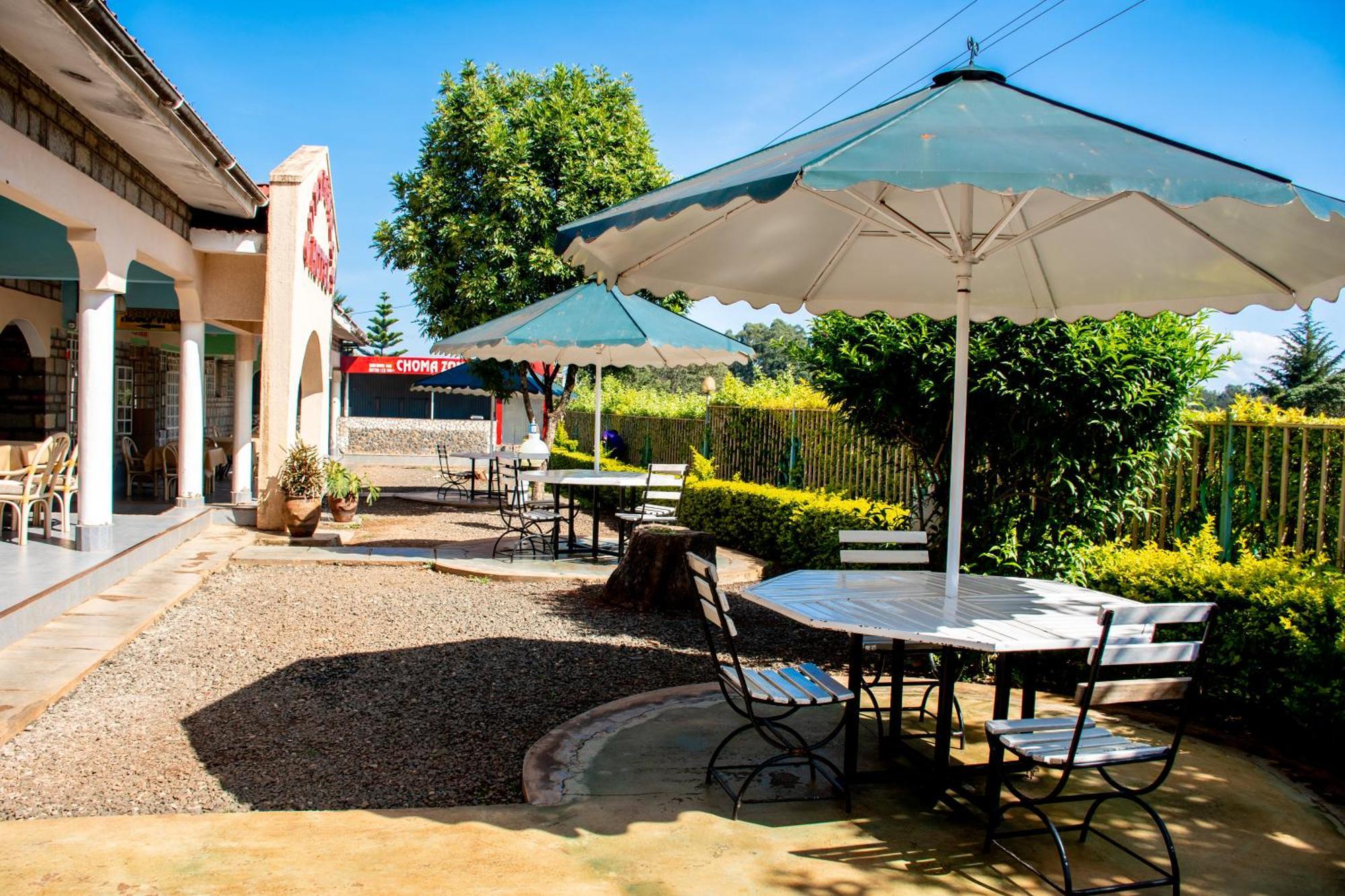 Super Break Hotel Kitale Bagian luar foto